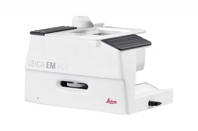 Leica EM FC7